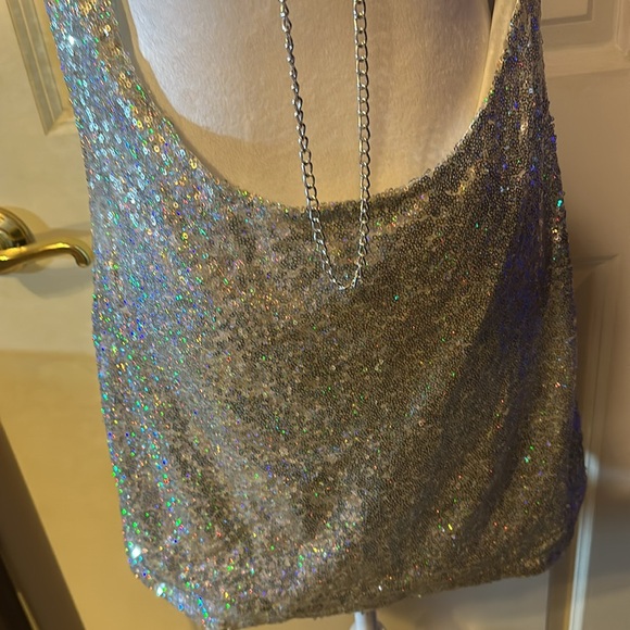 Club Wear silver sparkle ombré backless connects w/ chin around neck adjustable - Picture 8 of 10